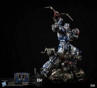 XM Studios SoundWave Statue - GeekLoveph