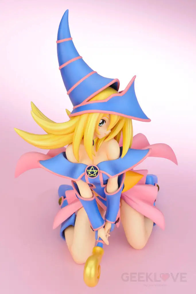 Yu-Gi-Oh! ARTFX J Dark Magician Girl - GeekLoveph