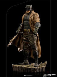 Zack Snyder's Justice League - Knightmare Batman 1/10 Art Scale Statue - GeekLoveph
