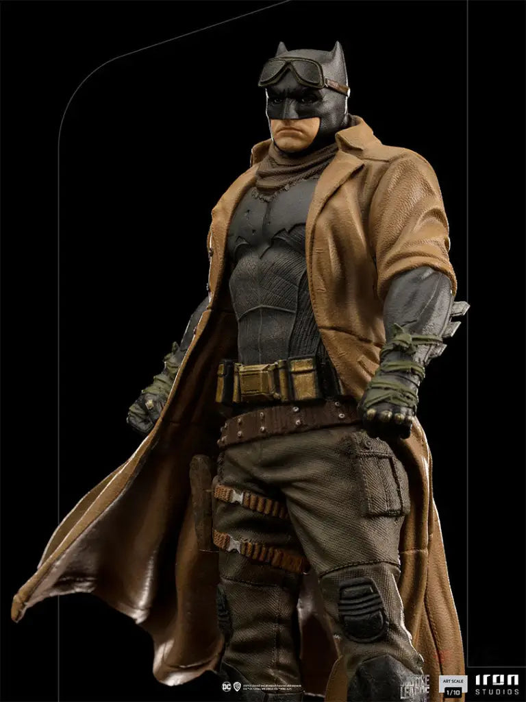 Zack Snyder's Justice League - Knightmare Batman 1/10 Art Scale Statue - GeekLoveph