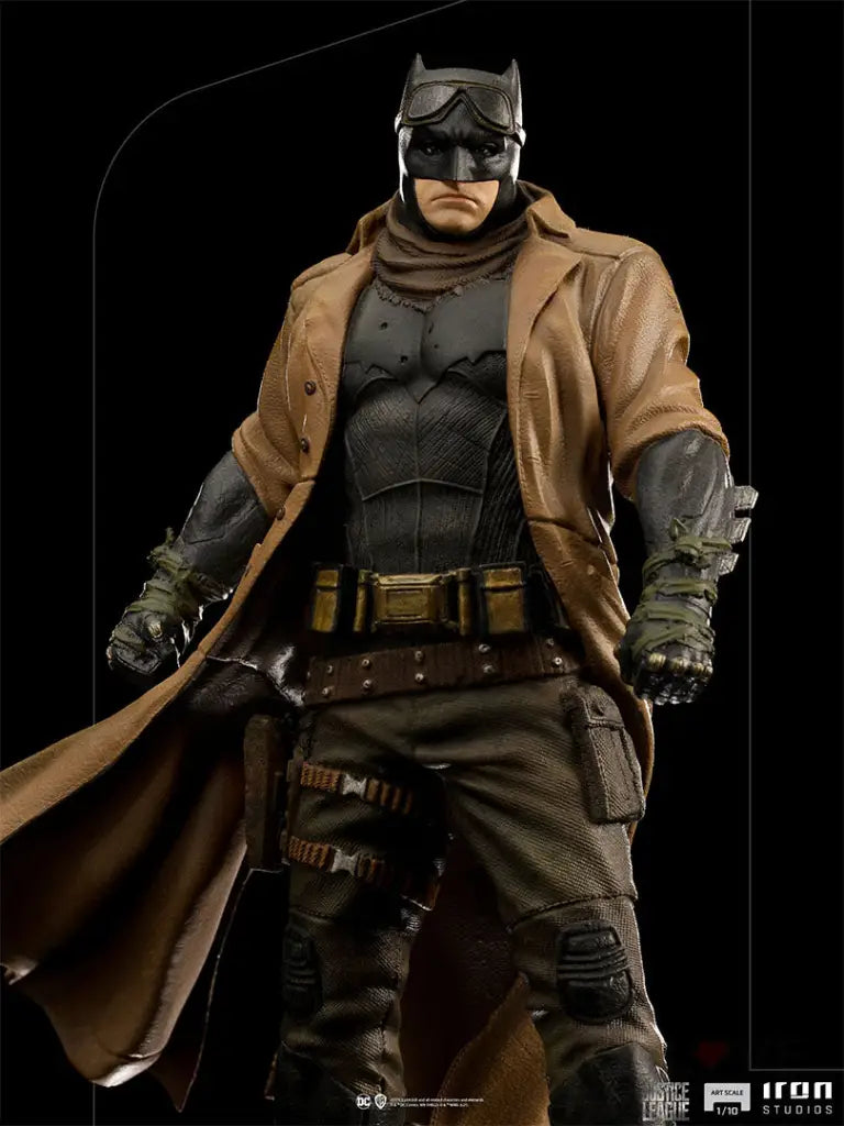 Zack Snyder's Justice League - Knightmare Batman 1/10 Art Scale Statue - GeekLoveph