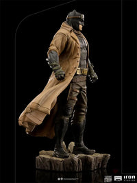 Zack Snyder's Justice League - Knightmare Batman 1/10 Art Scale Statue - GeekLoveph