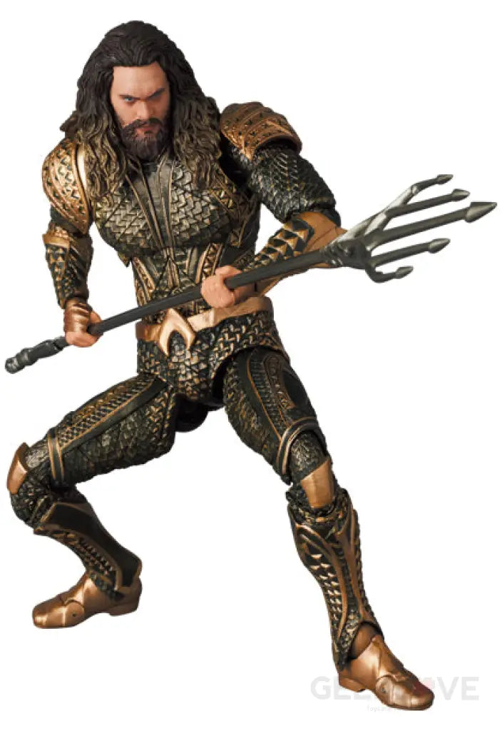Zack Snyders Justice League Mafex No.209 Aquaman Preorder