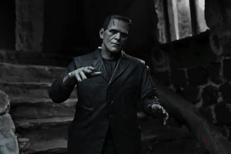 Ultimate Frankenstein's Monster (Black & White) Figure
